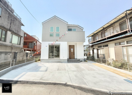 現地外観写真　外観■暮らしを豊かにする充実した仕様設備で快適に