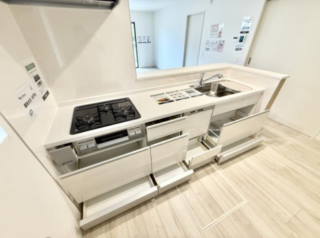 キッチン　内装■家族とつながる、コミュニケーションの場