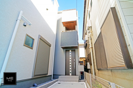 現地外観写真　外観■家族みんなが笑顔で過ごせる、安心感のある住まい