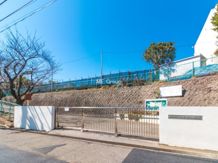 周辺環境　小学校 380m 横浜市立上白根小学校