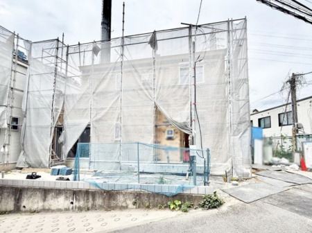 現地外観写真　２号棟　現況写真