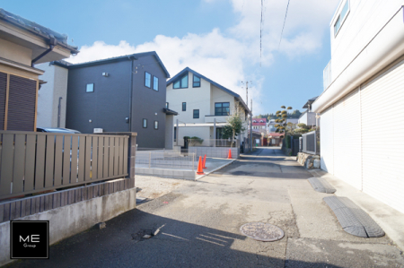 現地外観写真　外観■この道を歩けば、毎日が少し特別になる
