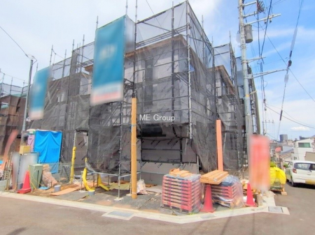 現地外観写真　陽当たり良好の住まいから始まる健康な生活  