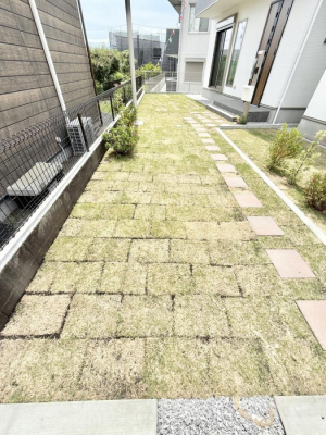 その他　庭付き住宅はガーデニングや家族のイベントなど多様な使用用途で活用できます  