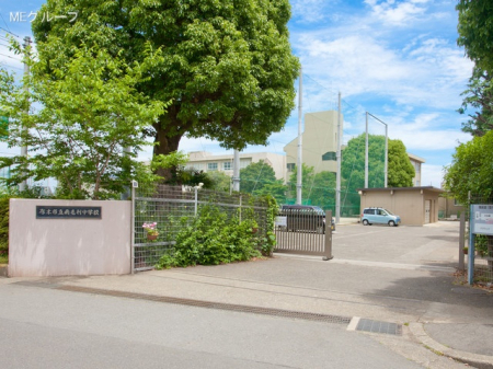 周辺環境　中学校 1750m 厚木市立南毛利中学校