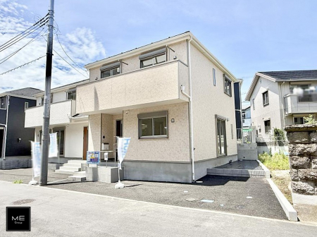 現地外観写真　外観■家族の思い出が育つ住まいです