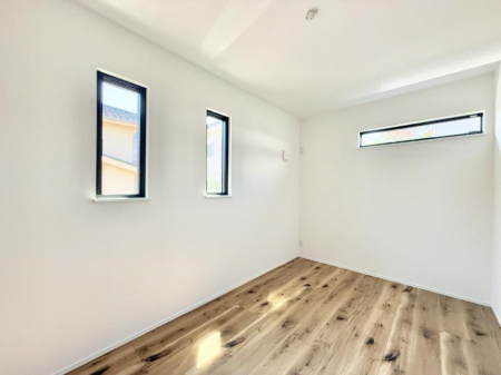 その他内観　落ち着いた雰囲気のお部屋で心が安らぐ空間