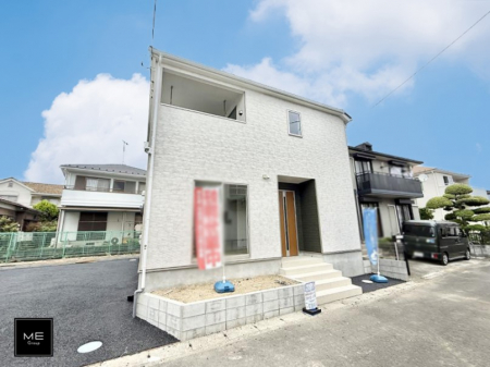 現地外観写真　陽当たり良好の住まいから始まる健康な生活  