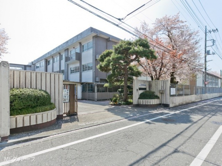 周辺環境　中学校 750m 八王子市立川口中学校