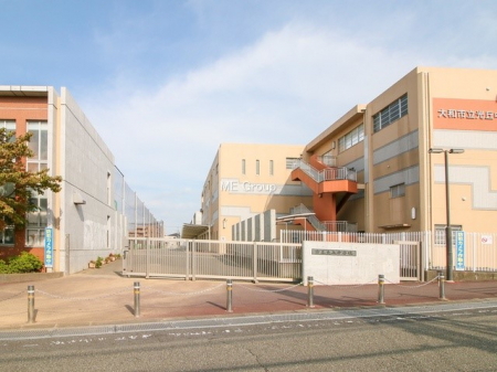 周辺環境　中学校 2370m 大和市立光丘中学校