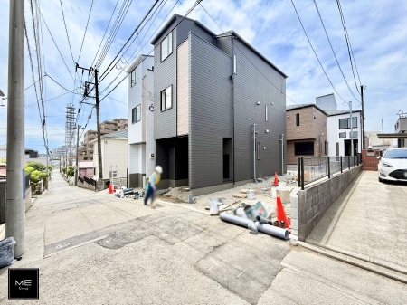 現地外観写真　近隣に生活施設充実！便利な住環境  