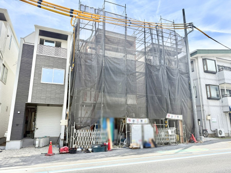 現地外観写真　外観■暮らしを彩る充実した設備仕様が備わった住まい