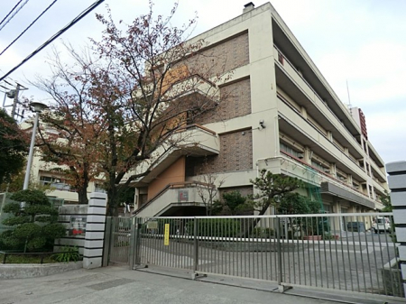 周辺環境　中学校 1100m 横浜市立すすき野中学校