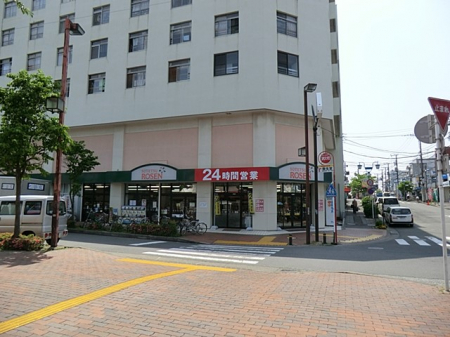 周辺環境　スーパー 1300m そうてつローゼン善行店