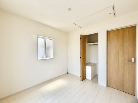 子供部屋　内装■自分の好みに合わせたインテリアを整えやすく個性を反映できる場所です
