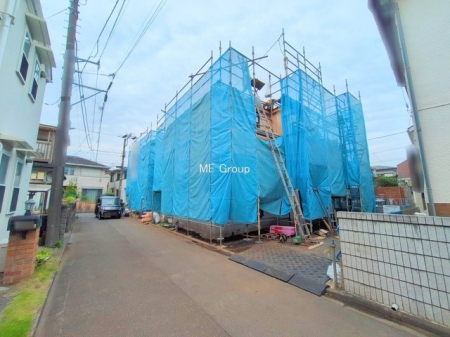 現地外観写真　前面道路広々  