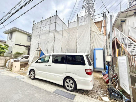 現地外観写真　一人一部屋4LDK  